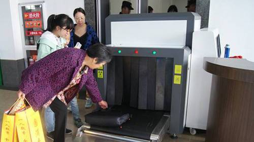 廣州安檢x光機廠家為用戶定制智能系統(tǒng)