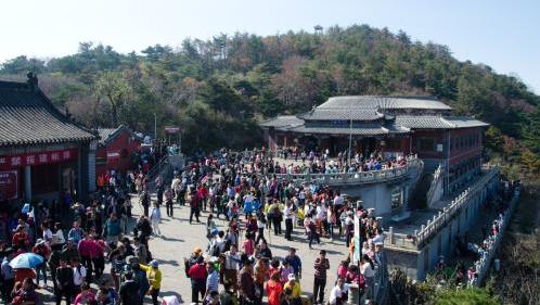 天眼安檢機(jī)廠家爭對(duì)國家旅游業(yè)打造出一套完美的安檢系統(tǒng)